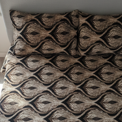 Premium Velvet Double Bed Bedsheet with 2 Pillow Covers – Dark & Light Brown Wave Design | Super Soft Winter Bedsheet Set