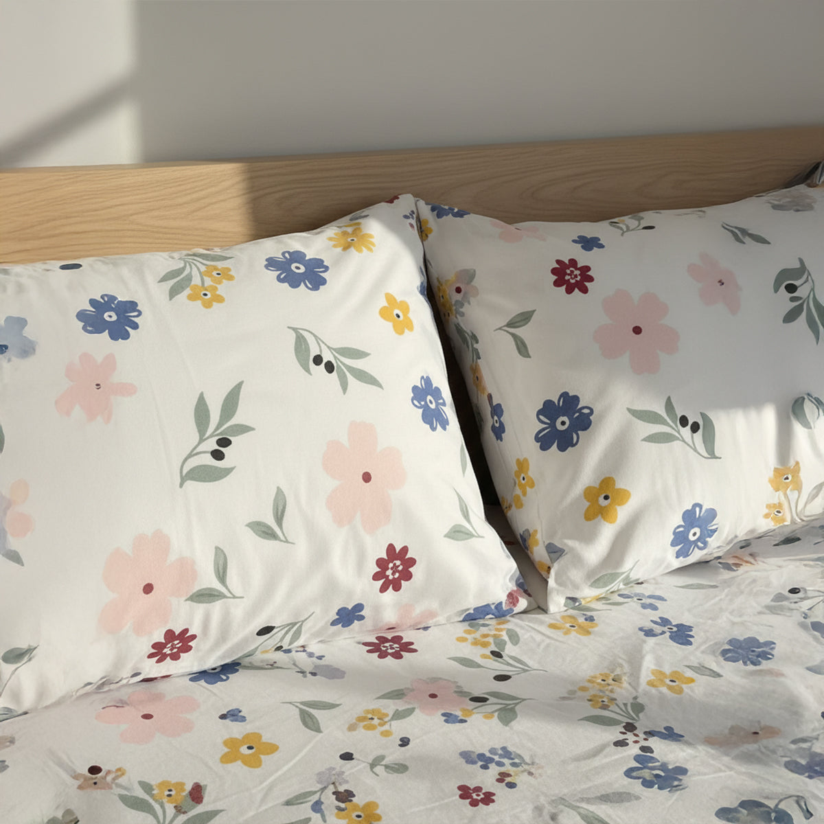 Spring Meadow Cream Cotton Elastic Bedsheet Set